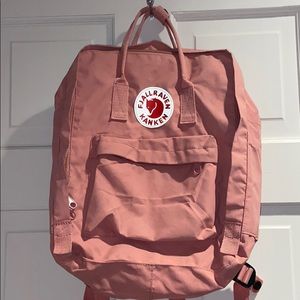 *secondary source* fjällräven kånken backpack- L